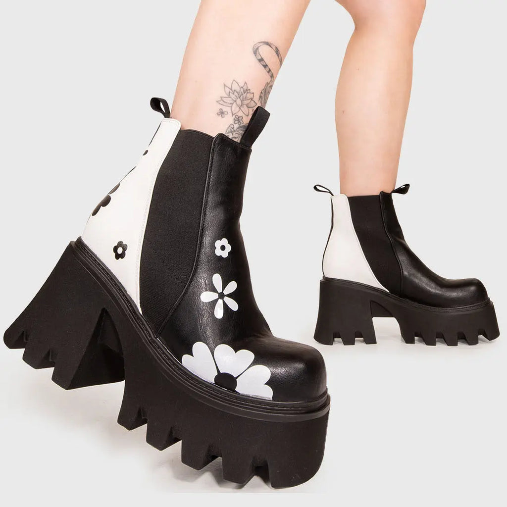 Come Together Chunky Platform Ankle Boots lamodawebsite