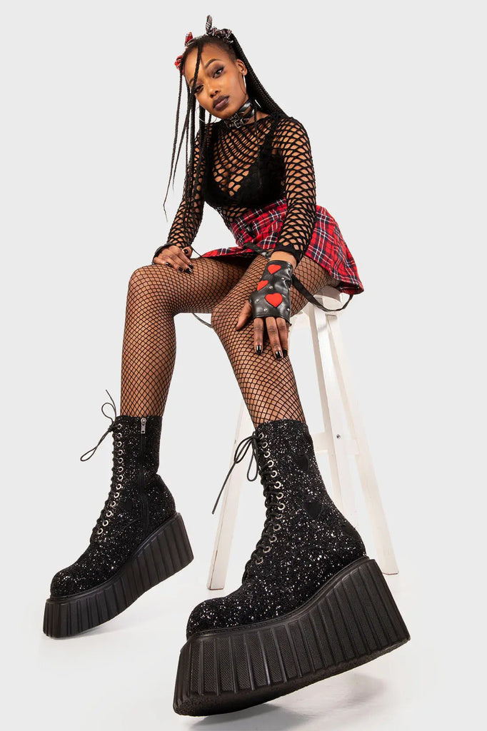 Hand On Heart Chunky Ankle Creeper Boots lamodawebsite