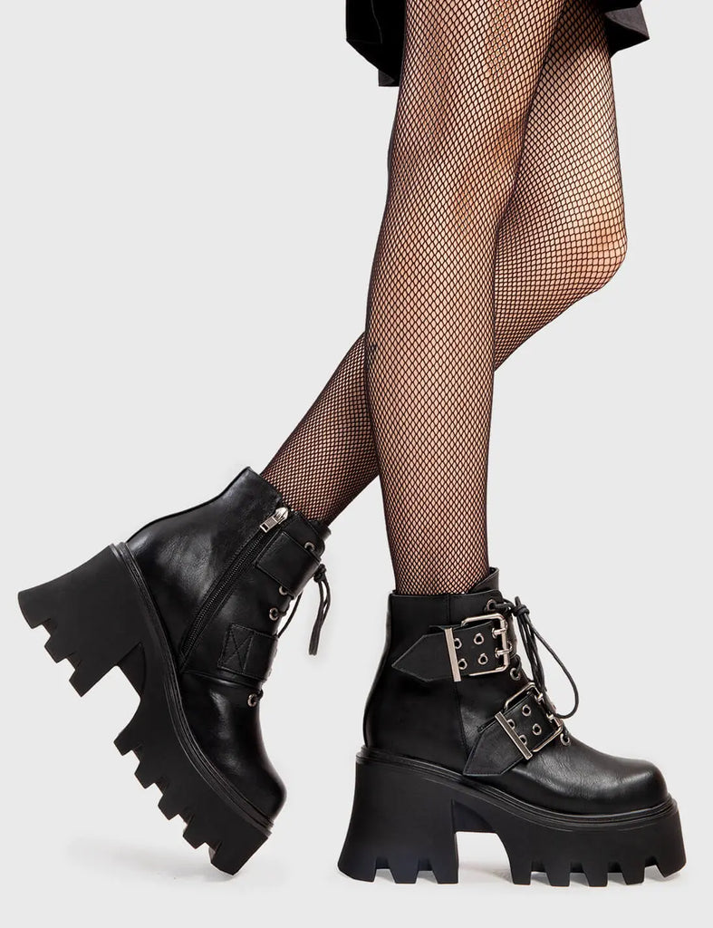 Look Out Chunky Platform Ankle Boots lamodawebsite