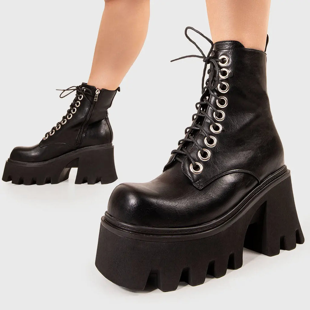 Run To You Chunky Platform Ankle Boots lamodawebsite