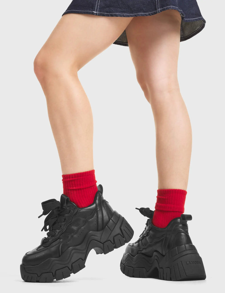 Struttin' Chunky Platform Sneakers LAMODA